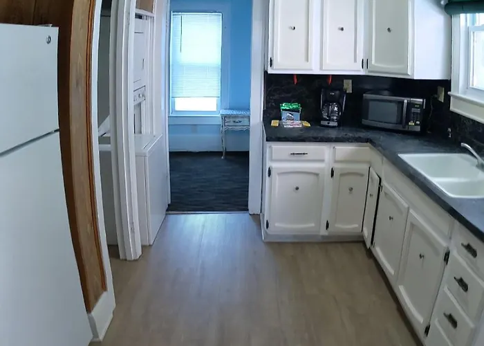 Sunset House 511 Apartment